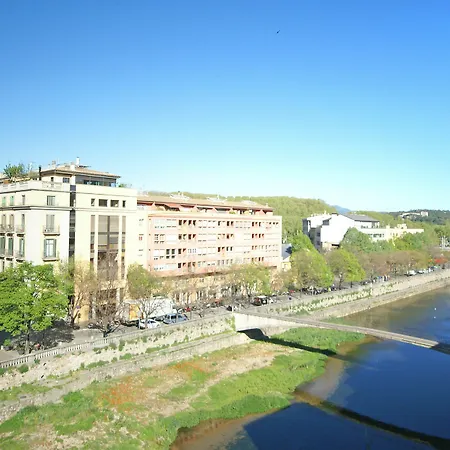 De L Onyar Apartment *